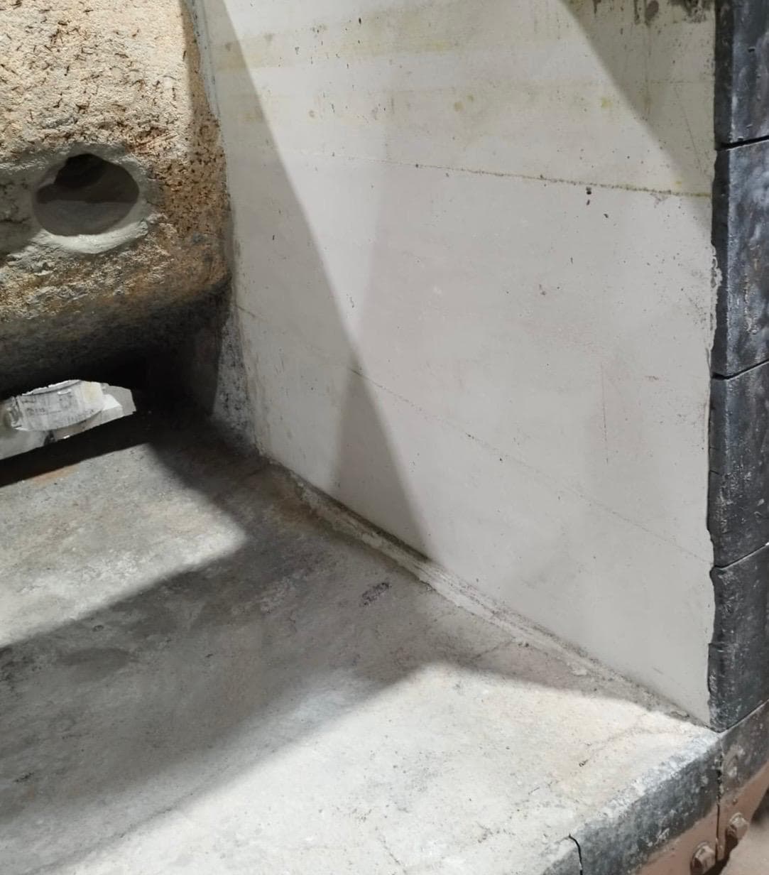 Zweiter Ofen während der Instandsetzungsarbeiten in Österreich